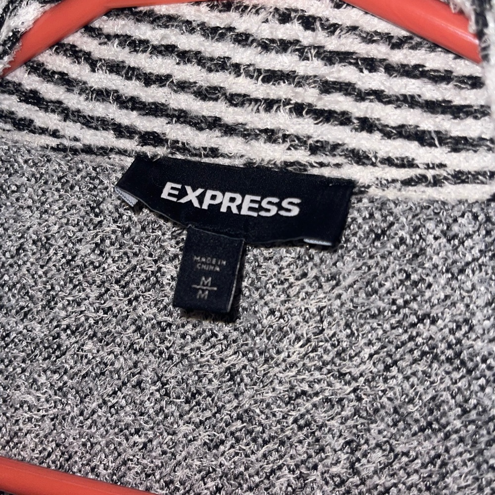 Express Blazer - Picture 2 of 2